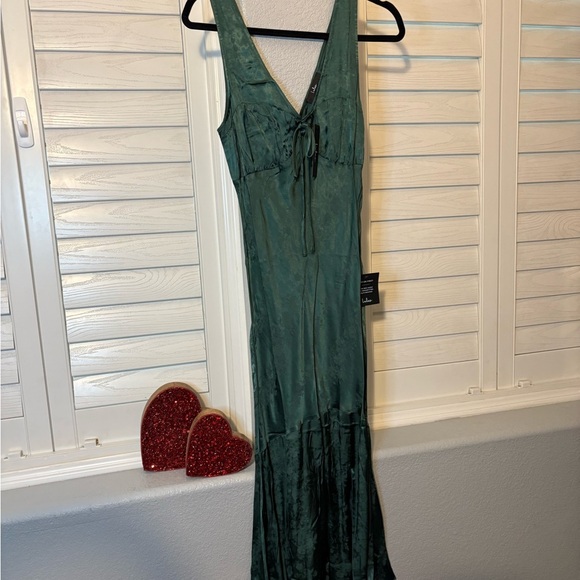 Lulu's Deep Green Satin Chemise - Picture 2 of 6